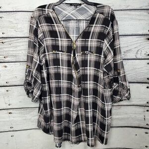 Miss Lili 3x Black/White Plaid Top